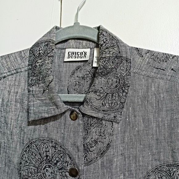 CHICOS Design Gray Black Medallions Snap Front LINEN Long Sleeves Medium Size 1 - Picture 6 of 16